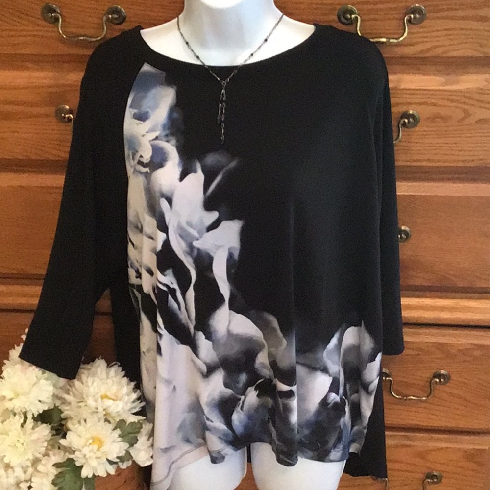 Gorgeous Black Top By Nu Options